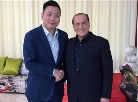 抠逼小视频