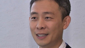 女被男狂揉60分钟吃奶视频